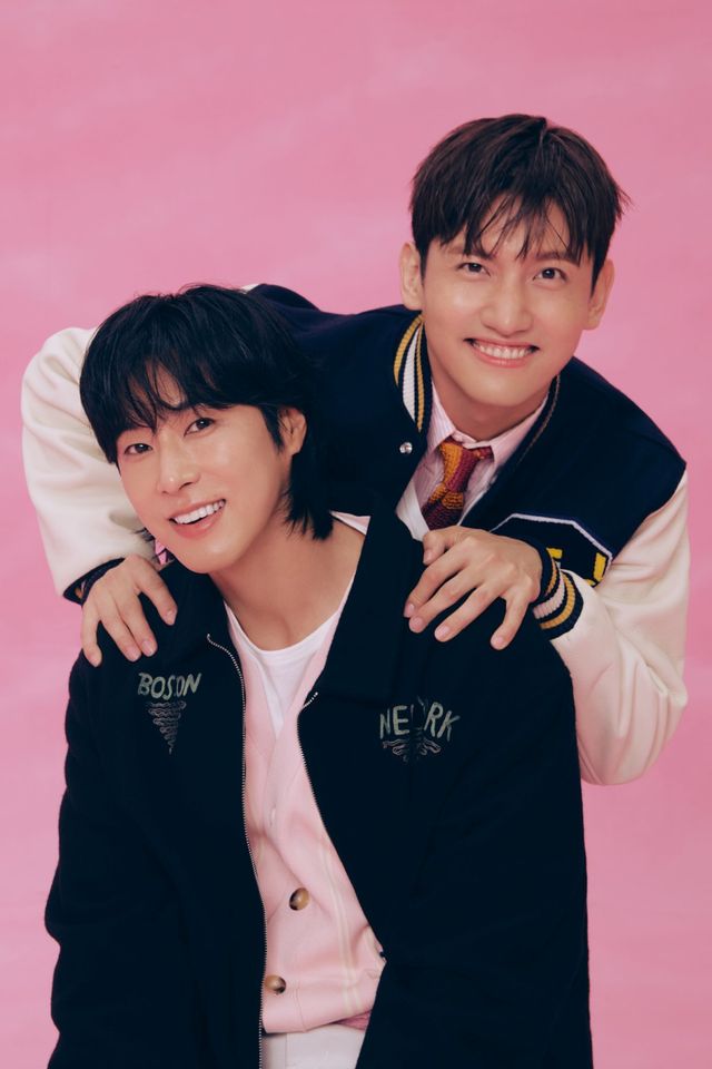 이 정도면 자타공인 ‘영구결번’ 감. ‘레전드 오브 레전드’ 동방신기가 소속사 SM엔터테인먼트(SM)와 데뷔 이후&nbsp;22년째 동행을 이어간다. 사진제공|SM엔터테인먼트