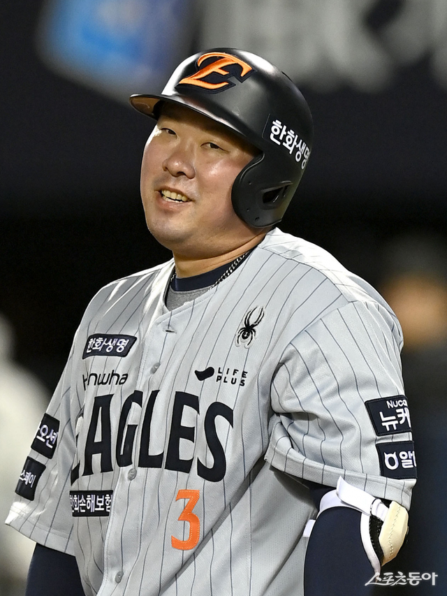 한화 안치홍이 22일 1군 부산 원정 중인 선수단에 합류한다. 김경문 한화 감독은 선수의 컨디션이 나쁘지 않다면 22일 사직 롯데전을 앞두고 그를 콜업할 생각이다. 스포츠동아DB