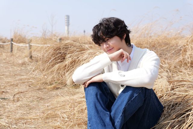 자신의 팬덤을 향한 이진혁의 ‘팬심’을 담은 노래들은 ‘비 유어 사이드’(BE YOUR SIDE), ‘올웨이즈’(ALWAYS), ‘레터’(LETTER) 등 3곡으로 26일 각종 대중음악 플랫폼을 통해 공개된다. 사진제공|이진혁