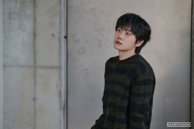 [사진 = 웨이크원 제공]