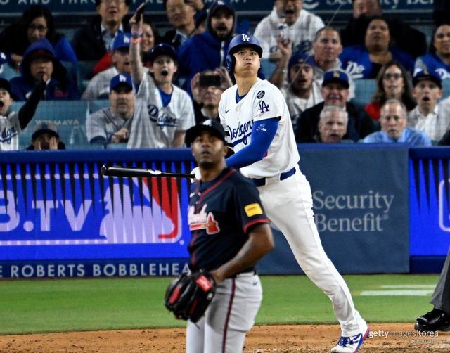 오타니 쇼헤이에게 끝내기 홈런을 맞는 라이셀 이글레시아스. 사진=게티이미지코리아