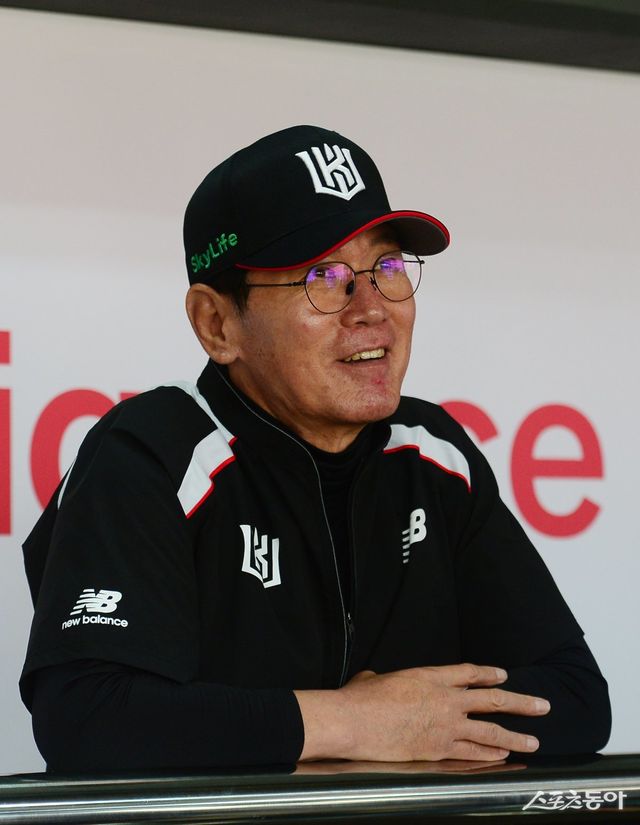 KT가 주전 내야수 허경민, 김상수를 동시에 쉬게 해줄 정도로 두꺼운 내야 선수층을 자랑하고 있다. 이강철 감독도 “주전들을 한번씩 쉬게 해줄 수 있게 됐다”고 말했다. 스포츠동아DB