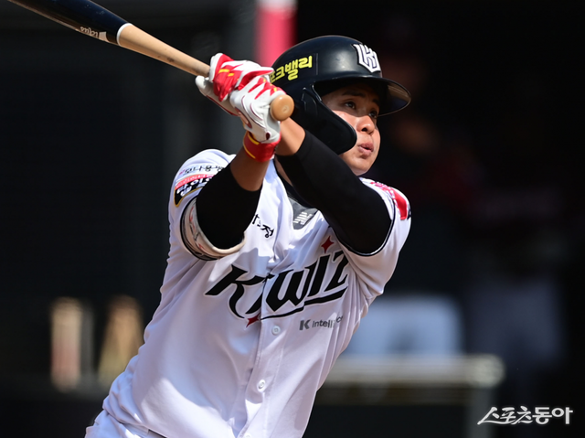 노력과 기회가 만났다. KT 권동진이 겨우내 흘린 땀의 결실을 보기 시작했다. 수원｜주현희 기자 teth1147@donga.com