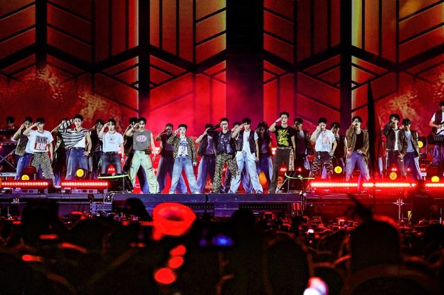 세븐틴이 ‘멕시코 코첼라’로 불리는 남미 최대 야외음악 축제 ‘데카떼 팔 노르떼’(Tecate Pa’l Norte) 무대에 섰다. 페스티벌 성패를 가르는 일명 헤드라이너로, 엄청난 화제를 몰며 그 위상을 과시했다. 사진제공|플레디스엔터테인먼트