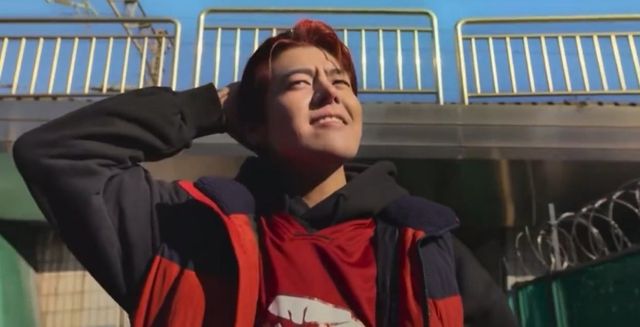 넷플릭스 ‘약한영웅 클래스2’에서 려운은 ‘슬램덩크’의 강백호를 연상하는 듯한 빨간머리를 하고 첫 등장했다. 사진제공|넷플릭스