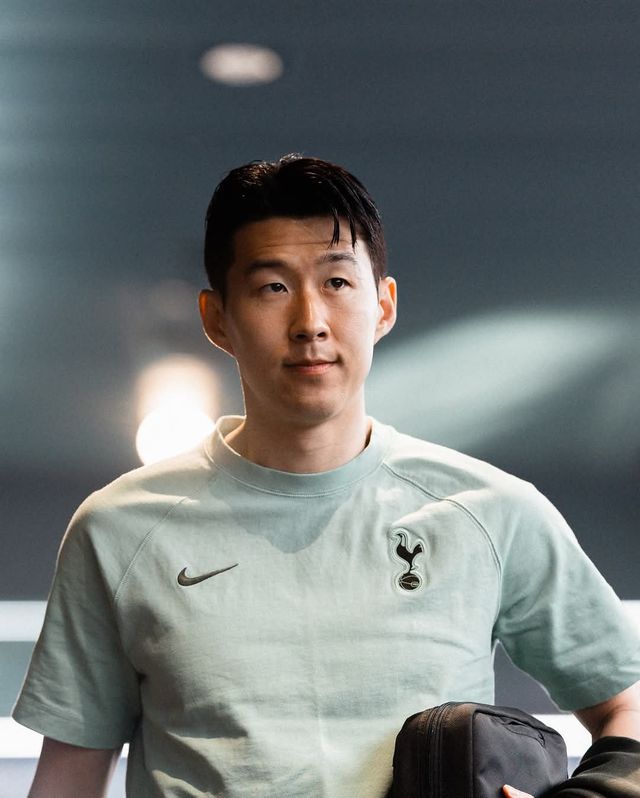 발 부상으로 약 1개월여 동안 전열을 이탈했던 토트넘 주장 손흥민이 드디어 돌아왔다. 그는 22일 열릴 맨유와의 UEL 결승전에 맞춰 완벽한 몸상태와 함께 실전 리듬을 끌어올려야 한다. 사진출처｜토트넘 홋스퍼 SNS