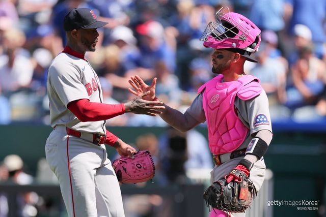 아롤디스 채프먼-카를로스 나바에스. 사진=게티이미지코리아