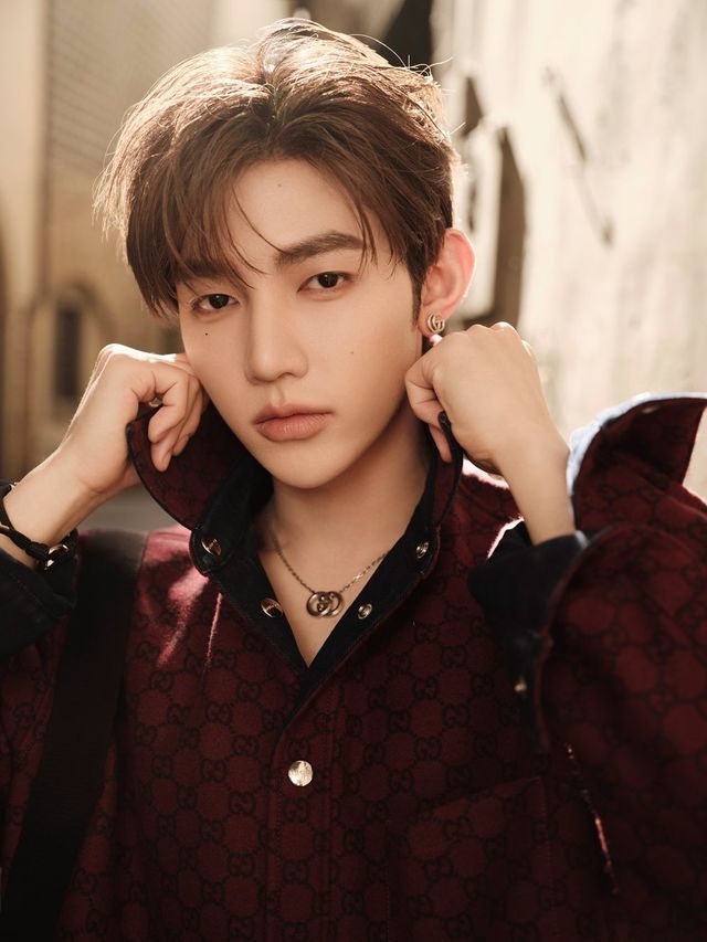 피렌체에서 열린 구찌 쇼에 참석한 장하오의 소식은 홍콩 X 등 SNS에서 높은 검색량을 차지하며 화제성을 증명했다. 사진 제공 | 웨이크원