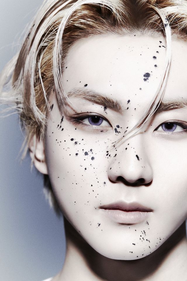 엔하이픈의 새&nbsp;앨범&nbsp;‘DESIRE UNLEASH’ 마인드&nbsp;버전 콘셉트 사진 속 정원. 사진제공 | 빌리프랩