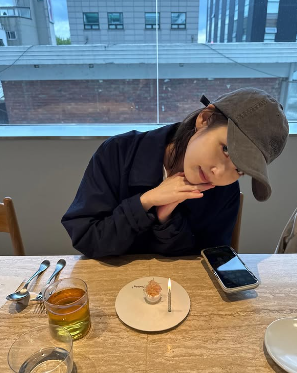 아이유 소셜 캡처