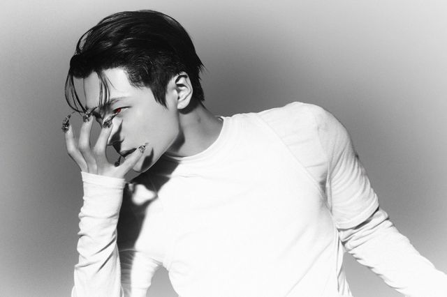 엔하이픈의 새&nbsp;앨범&nbsp;‘DESIRE UNLEASH’ 마인드&nbsp;버전 콘셉트 사진 속 제이. 사진제공 | 빌리프랩