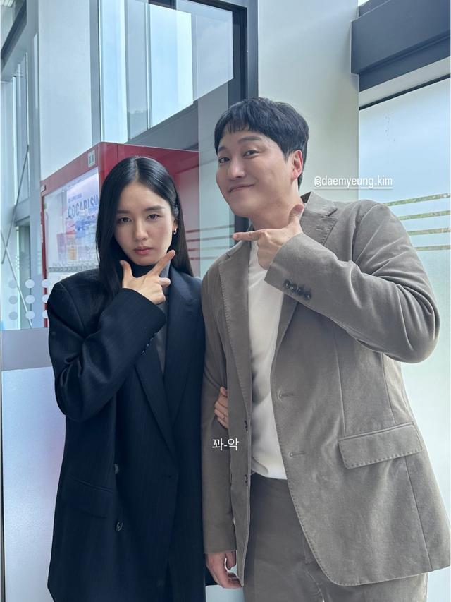 안은진 소셜 캡처