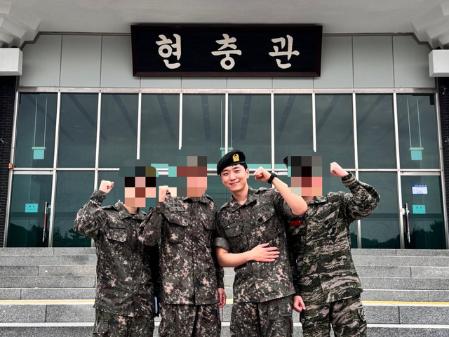 고우림 소셜 캡처