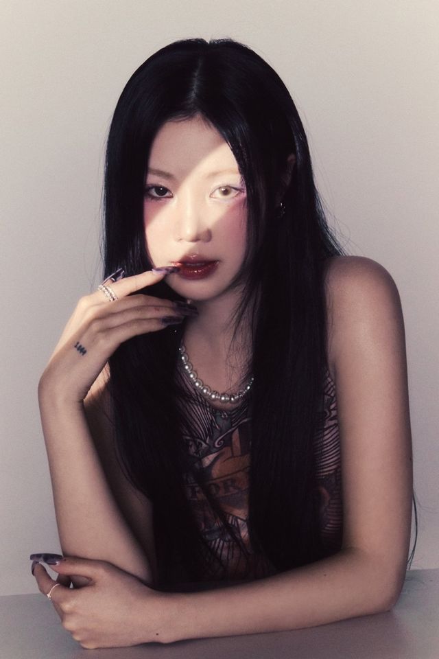 수진이 오는 8월 새 앨범으로 컴백을 예고하며, 더욱 강렬해진 변신과 함께 미주 투어까지 글로벌 행보를 이어간다. 사진제공 | BRD엔터테인먼트