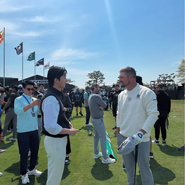 박서준 소셜 캡처