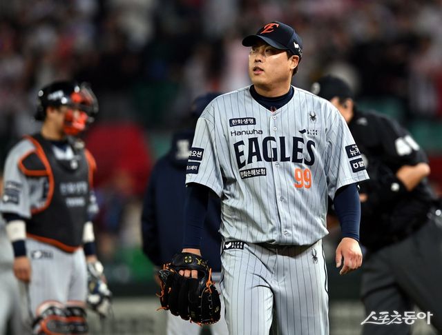 특유의 위기관리능력은 한화 류현진이 지닌 강점이다. 김경문 한화 감독도 7일 대전 삼성전에 앞서 이를 칭찬했다. 스포츠동아 DB