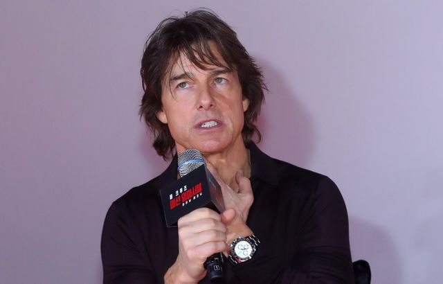 [서울=뉴시스] 김혜진 기자 = 톰 크루즈가 8일 오후 서울 송파구 롯데시네마 월드타워에서 열린 영화 ‘미션 임파서블: 파이널 레코닝’ 프레스 컨퍼런스에서 인사말을 하고 있다. 78회 칸 국제영화제 초청으로 화제를 모으는 첩보 액션 블록버스터의 마스터피스 ‘미션 임파서블’ 시리즈의 8번째 작품 ‘미션 임파서블: 파이널 레코닝’은 인류 전체를 위협하는 절체절명의 위기 속에 내몰린 ‘에단 헌트’(톰 크루즈)와 IMF 팀원들이 목숨을 걸고 모든 선택이 향하는 단 하나의 미션에 뛰어드는 이야기로 오는 17일 개봉한다. 2025.05.08. jini@newsis.com