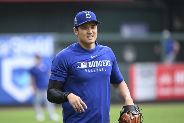 다저스 오타니는 11일(한국시간) 세 번째 라이브 투구를 진행했다. 투구수를 44개까지 끌어올리며 전반기 내 투수로서 복귀할 가능성을 높이고 있다.｜AP뉴시스