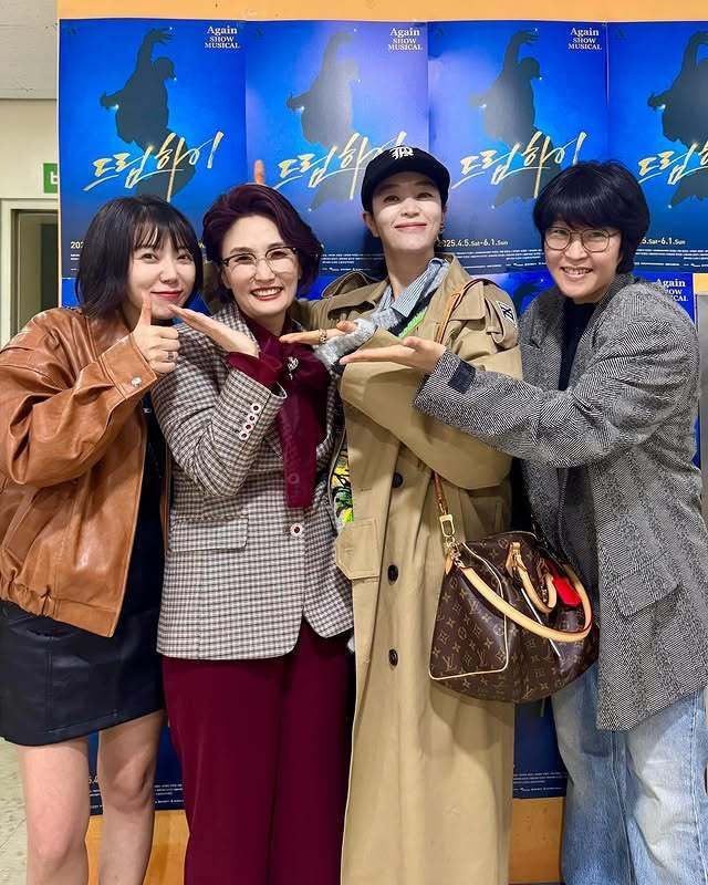 김혜수 소셜 캡처