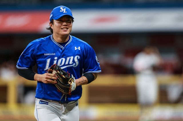 삼성 류지혁은 10일 광주 KIA전에서 왼쪽 엄지손가락을 다쳤다. 병원 검진받은 4곳의 결과가 모두 달라 대구로 이동해 재검진할 계획이다. 사진제공｜삼성 라이온즈