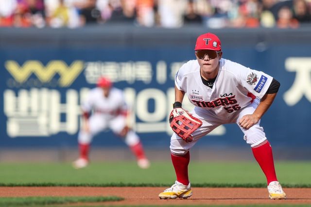 KIA 오선우는 1루에서 안정감을 불어넣어야 한다. 사진제공｜KIA 타이거즈