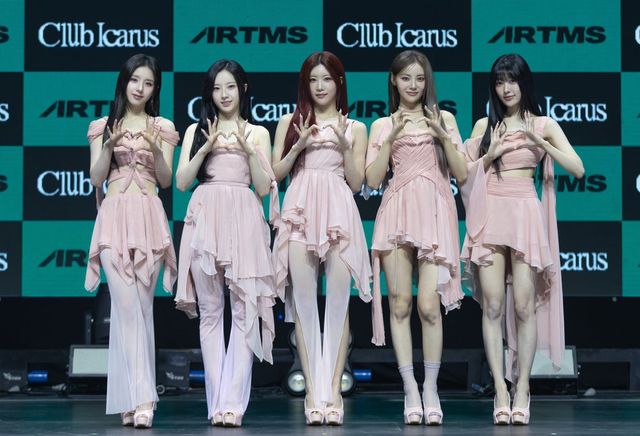 타이틀곡은 ‘이카루스.’ 아르테미스는 태양 가까이 날다 추락한 그리스 신화 속 인물 “이카루스처럼 상처받은 이들에게 새살이 돋아나길 바라는 의미를 새 노래에 담았다”고 했다. 사진제공 | 모드하우스