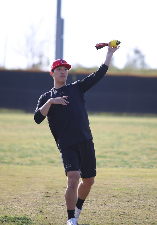 KIA 이의리는 15일 라이브 투구를 진행했다. 45구를 던져 포심 패스트볼과 커브, 슬라이더, 체인지업 등 다양한 구종을 점검했다. 사진제공｜KIA 타이거즈