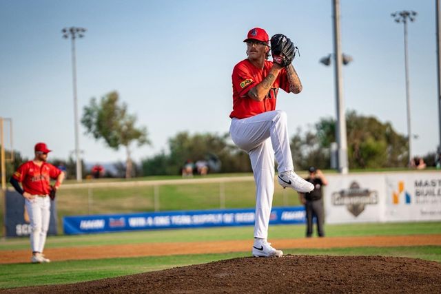 케니 로젠버그의 임시 대체 외국인투수로 키움 유니폼을 입은 라클란 웰스가 빠르면 20~22일 대전 한화와 3연전에서 첫선을 보일 전망이다. 홍원기 키움 감독은 15일 잠실 두산전에 앞서 “로젠버그가 적응하며 컨디션을 올려야 할 것 같다”고 설명했다. 사진제공｜키움 히어로즈