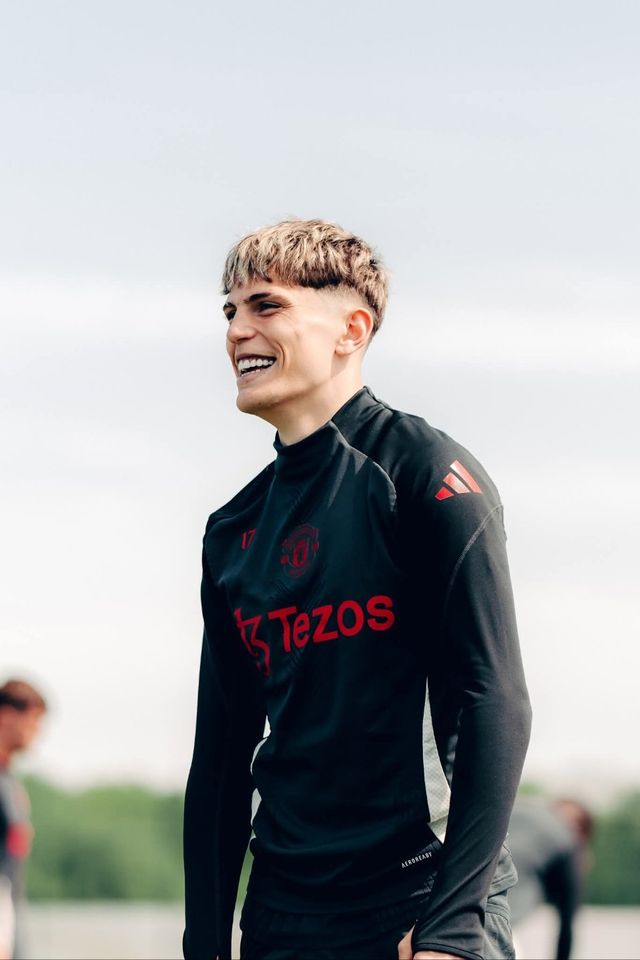 맨유의 가르나초도 나폴리의 여름이적시장 타깃이지만 7500만 파운드로 책정된 몸값은 감당하기 어렵다는 입장이다. 사진출처｜맨체스터 유나이티드 페이스북