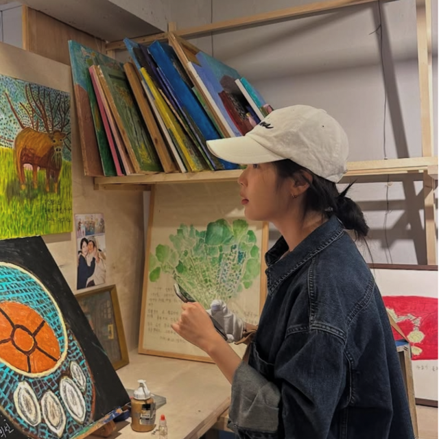 아이유 소셜 캡처