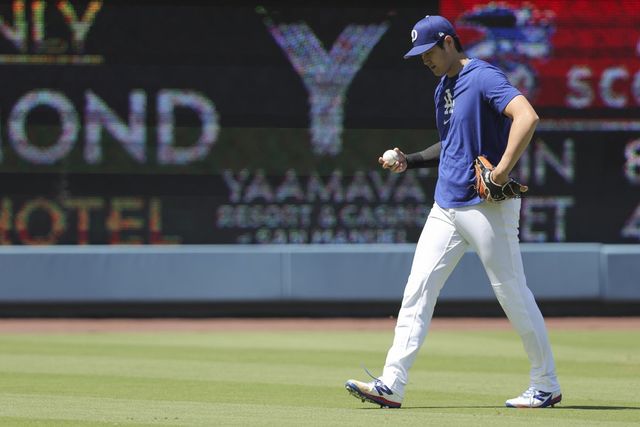오타니는 17일(한국시간) 다저스타디움에서 열릴 ‘2025 메이저리그(MLB)’ 샌디에이고전에서 선발등판한다. 그는 토미존 수술에서 재활을 끝내고, 2023년 8월 24일 신시내티전 이후 663일 만에 투수로 나선다. AP뉴시스