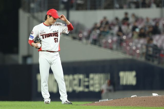KIA 전상현은 시즌 초반 침체를 이겨내고 불펜진에 큰 힘이 되고 있다. 11일 광주 삼성전에서는 구단 최초로 4시즌 연속 10홀드를 기록했다. 사진제공｜KIA 타이거즈