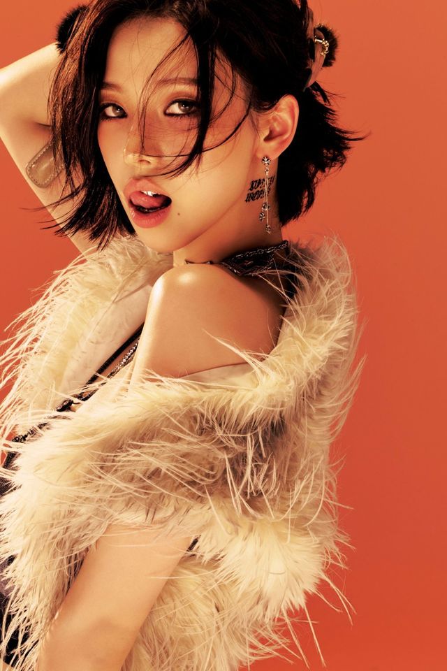 에스파가 신곡 ‘Dirty Work’ 티징 콘텐츠를 통해 타투, 그릴즈 등 파격 비주얼과 쿨한 무드로 화제를 모으며 컴백 기대감을 높이고 있다 사진제공|SM엔터테인먼트