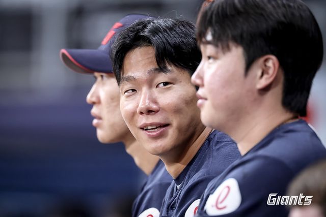 불의의 폐출혈 부상으로 전열을 이탈했던 롯데 장두성이 돌아왔다. 장두성은 17일 김해 상동구장에서 훈련을 시작했다. 사진제공｜롯데 자이언츠