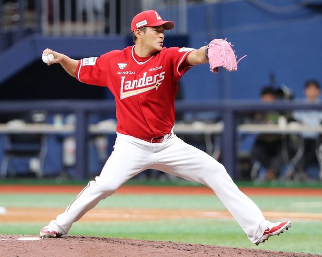 SSG 노경은은 17일 고척 키움전에서 KBO리그 30번째 600경기 출전 기록을 달성했다. 그는 이를 발판삼아 700경기 출전에도 도전장을 던졌다. 사진제공｜SSG 랜더스