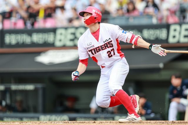 KIA 김호령은 이범호 KIA 감독의 조언에 힘입어 타격 발전을 이뤄냈다. 부상자가 많은 KIA 타선에 활력을 불어넣고 있다. 사진제공｜KIA 타이거즈