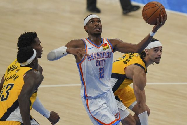 오클라호마시티 샤이 길저스-알렉산더(가운데). AP뉴시스