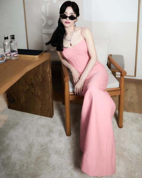 송혜교 소셜 캡처