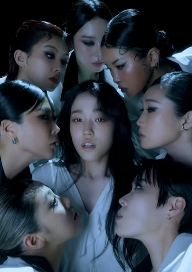 ‘스우파3’ 한국팀 범접이 혹평을 딛고 메가크루 미션 영상으로 유튜브 인기 급상승 1위에 오르며 반전 드라마를 써내려가고 있다. 사진 | 가비 인스타그램