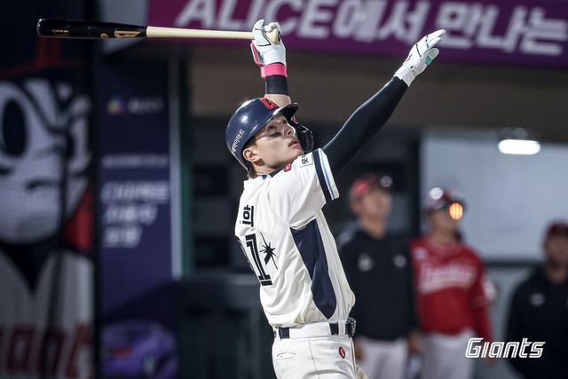 롯데 윤동희는 19일 병원검진에서 허벅지의 근육 손상을 80%를 회복했다는 소견을 들었다. 부상자가 많은 팀은 주축 윤동희의 복귀를 기다리고 있다. 사진제공｜롯데 자이언츠