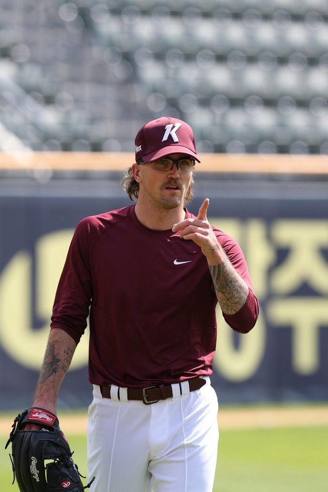 키움 대체 외국인투수 라클란 웰스가 25일 고척 KIA전에서 선발등판할 예정이다. 홍원기 키움 감독은 “70개까지만 공을 던질 예정”이라며 그의 등판을 예고했다. 사진제공｜키움 히어로즈