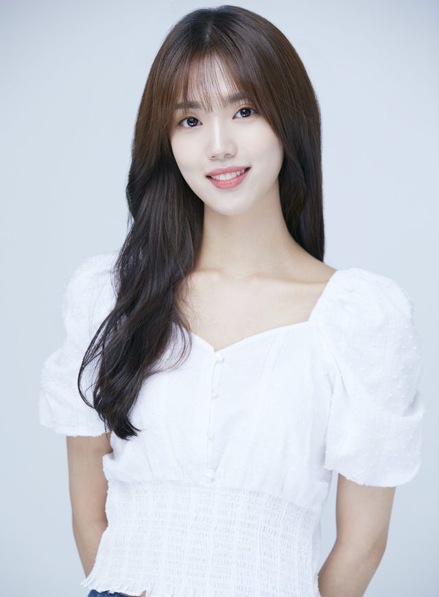 배우 윤서아. 사진제공ㅣ9아토엔터테인먼트