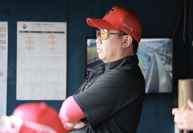 이범호 KIA 감독은 올해 5승1무4패로 부진한 키움과 맞대결 전적에 아쉬운 마음을 나타냈다.｜뉴시스