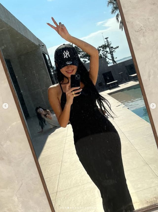 사진｜화사 인스타그램