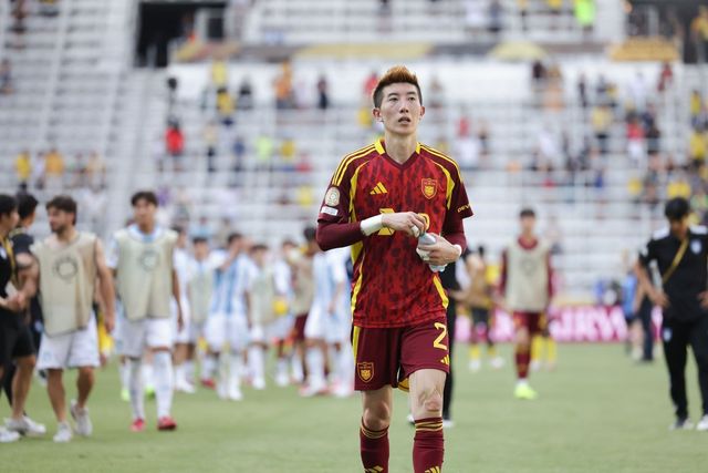 울산 골키퍼 조현우가 도르트문트전이 끝난 뒤 아쉬워하고 있다. 이날 조현우는 10차례 선방을 기록하며 0-1 패배에도 경기 최우수선수로 선정됐다. 사진제공｜한국프로축구연맹