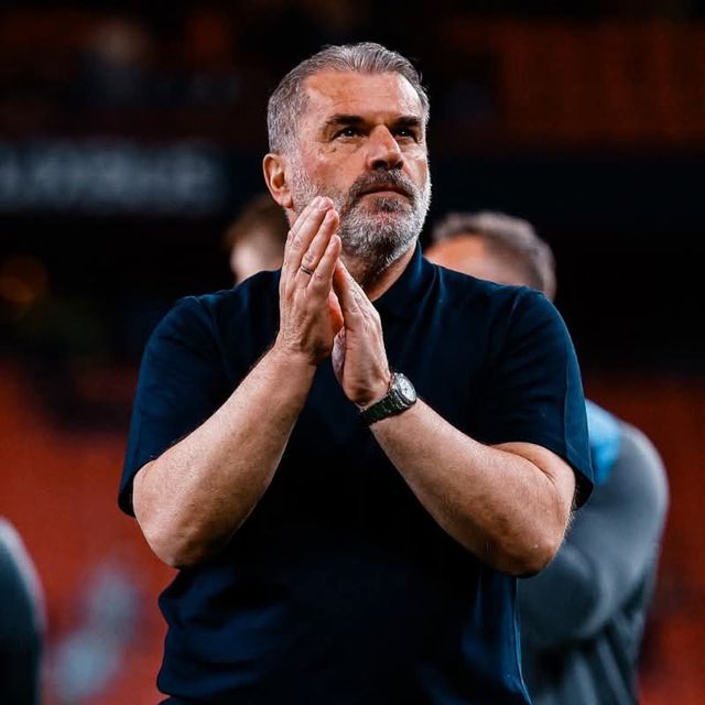 엔제 포스테코글루 감독과 토트넘의 동행이 2년 만에 막을 내렸다. UEL 우승 트로피를 안겼으나 강등권으로 추락한 EPL 성적으로 확실한 믿음을 심어주지 못한 여파다. 사진출처｜토트넘 홋스퍼 페이스북