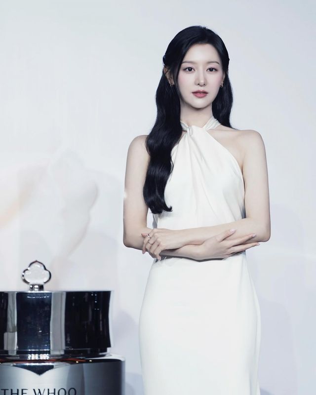 김지원 소셜 캡처