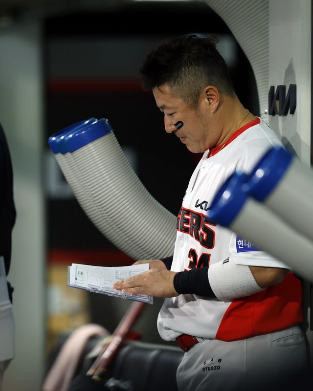 KIA 최형우의 5월은 누구보다 뜨거웠다. 5월 월간 MVP로 선정돼 역대 최다, 최고령 기록을 새롭게 썼다. 사진제공｜KIA 타이거즈