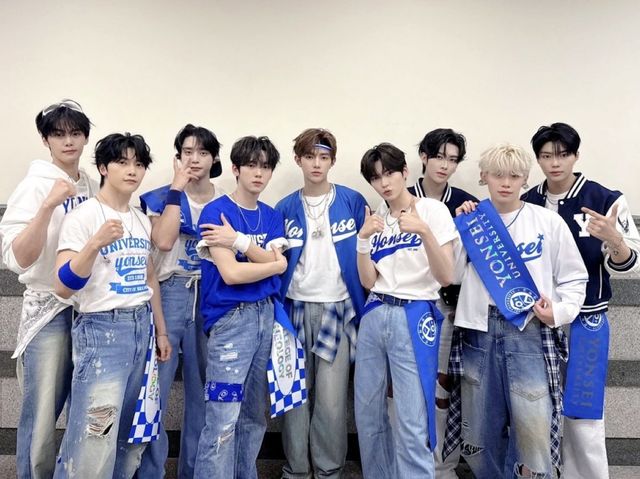 제로베이스원이 연세대 140주년 축제 무대에 올라 청춘들과 호흡했으며, 데뷔 700일을 맞아 글로벌 인기를 입증했다. 사진제공|웨이크원