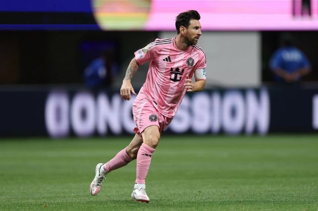 MLS 인터 마이애미에서 활약하는 리오넬 메시는 2026북중미월드컵에서 조국의 타이틀 수성에 힘을 보태기 위해 유럽 단기 복귀를 고려하고 있는 것으로 전해진다. 사진출처｜FIFA 페이스북